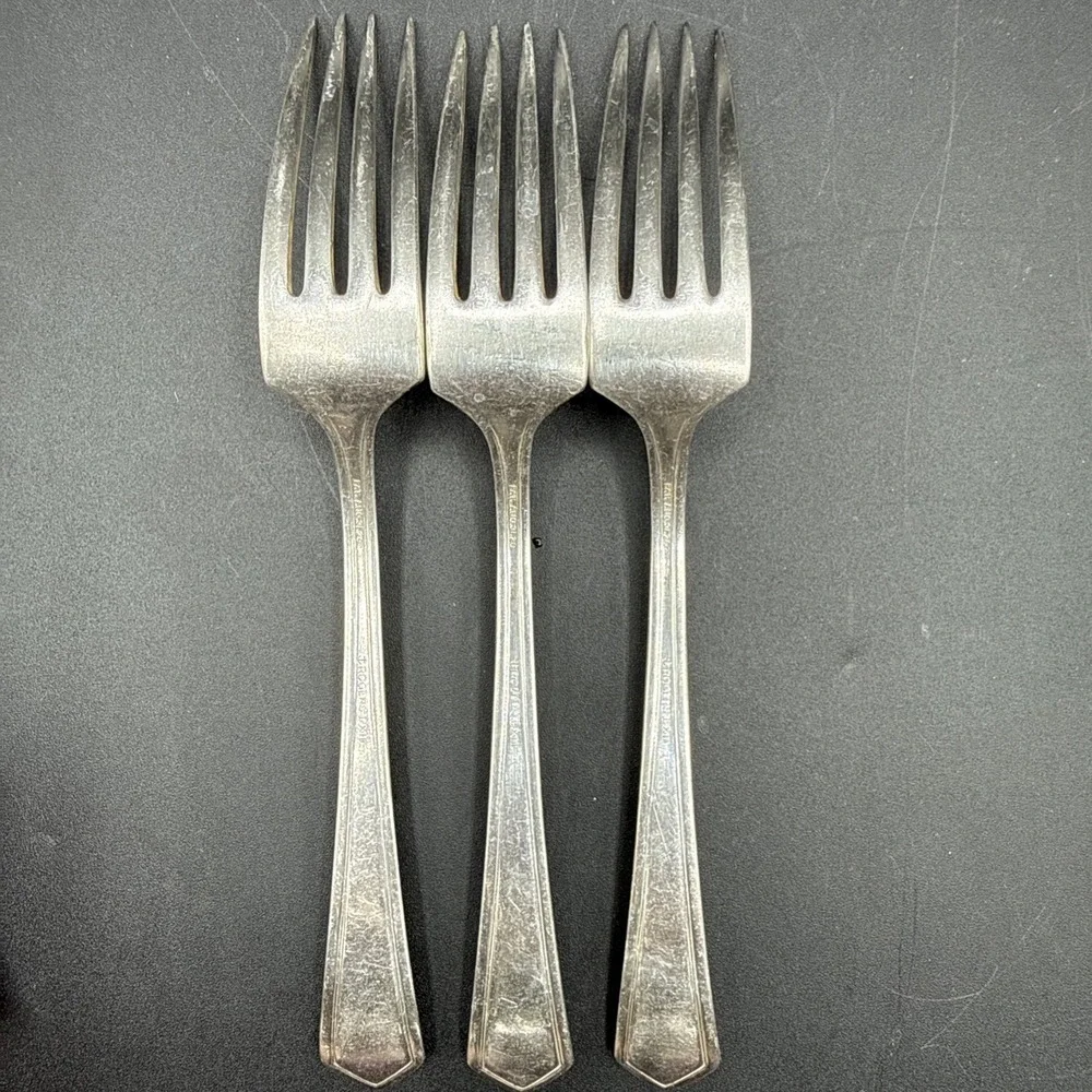 Vintage Rogers R.C. Co. LA TOURAINE Silverplate Dinner Forks‎ 1920 Set of 3